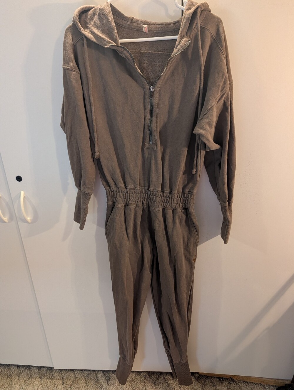 Free People Movement Woman's XS Hooded One-Piece Jogger Jumpsuit in Olive Taupe